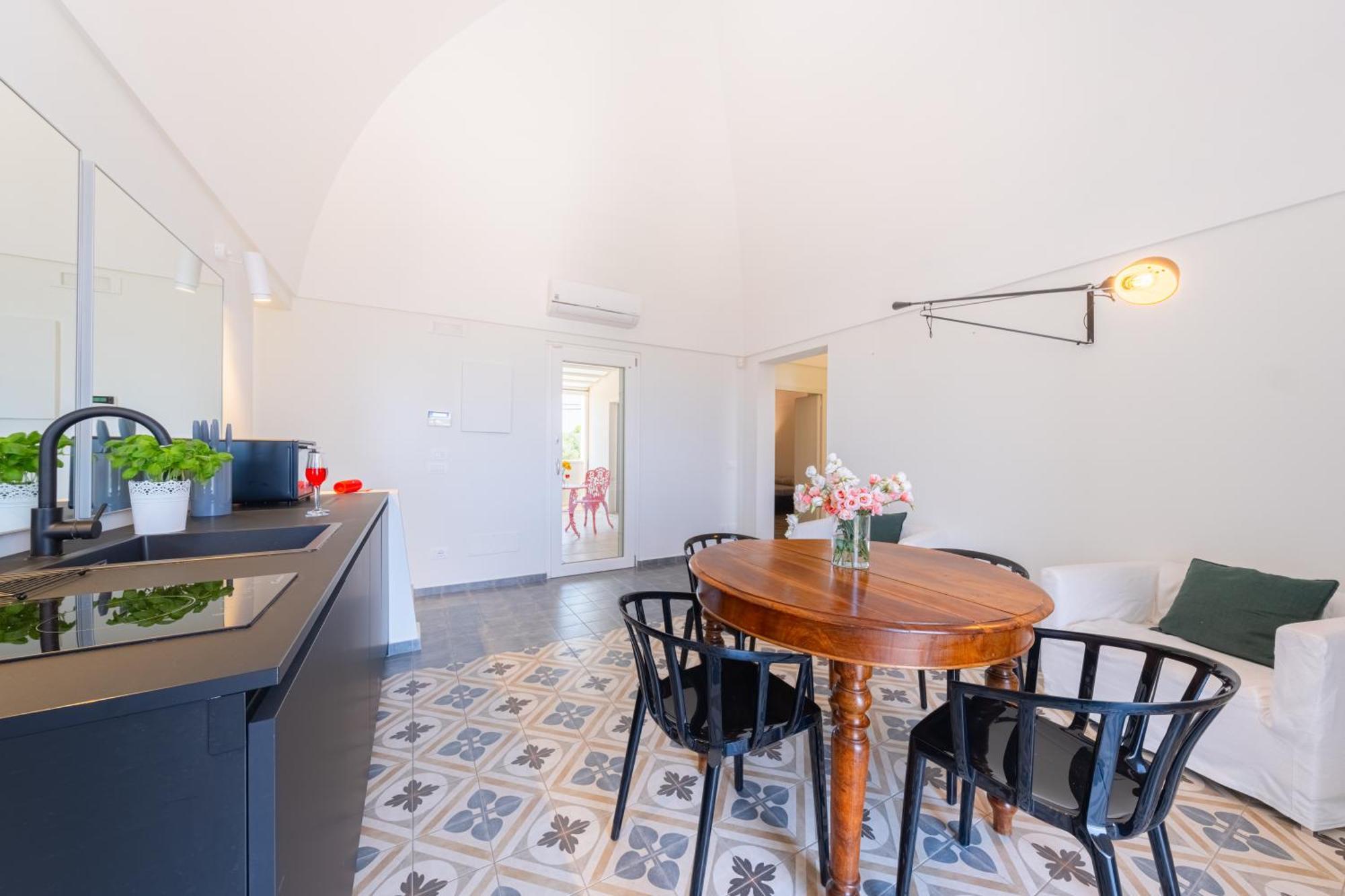Pati Design Apartments - With Private Patio Or Terrace And Swimming Pool Monopoli Exterior photo